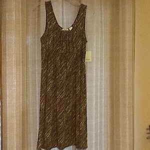 Sleeveless dress